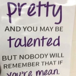 Meet your Posher, Loretta